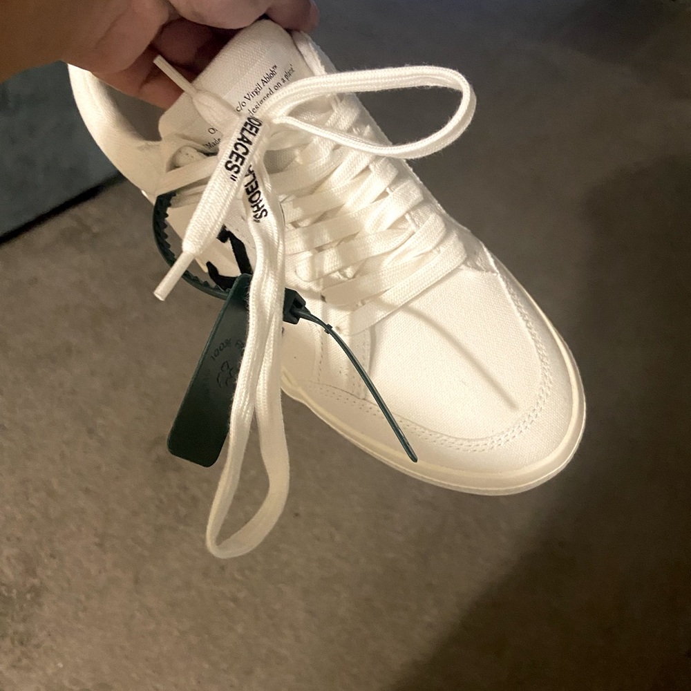 Off-White Sneakers